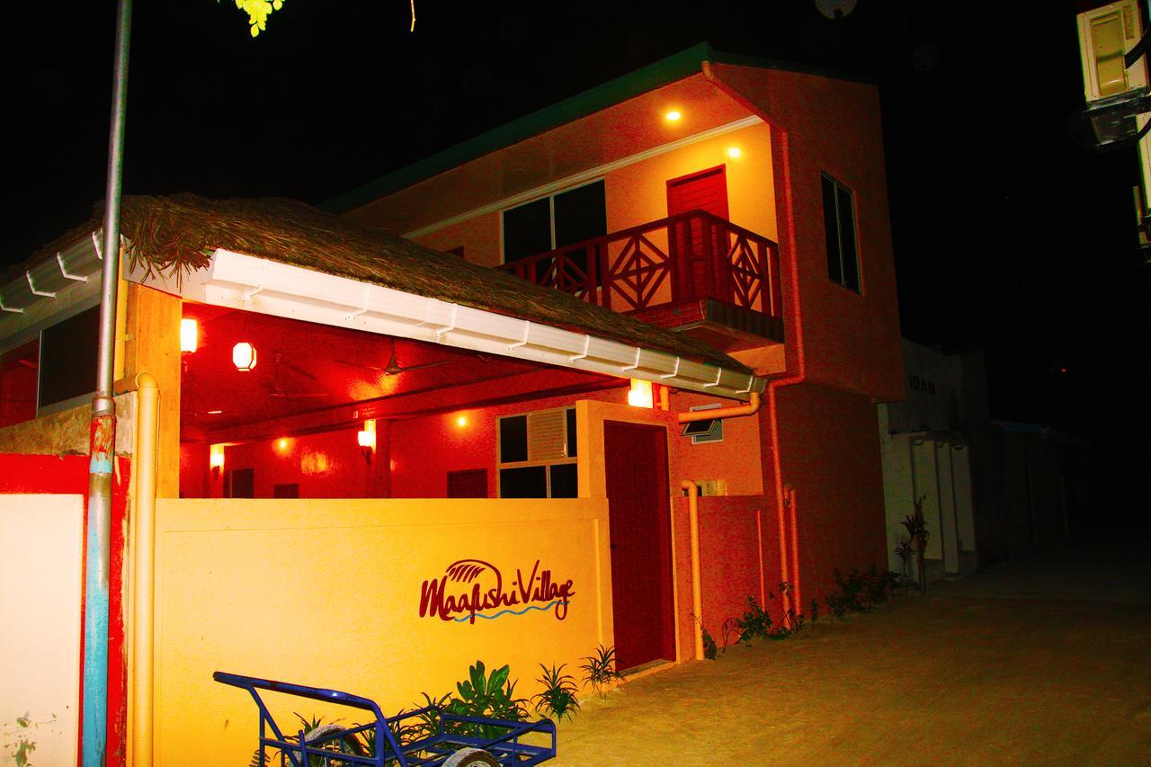 Maafushi Village Extérieur photo